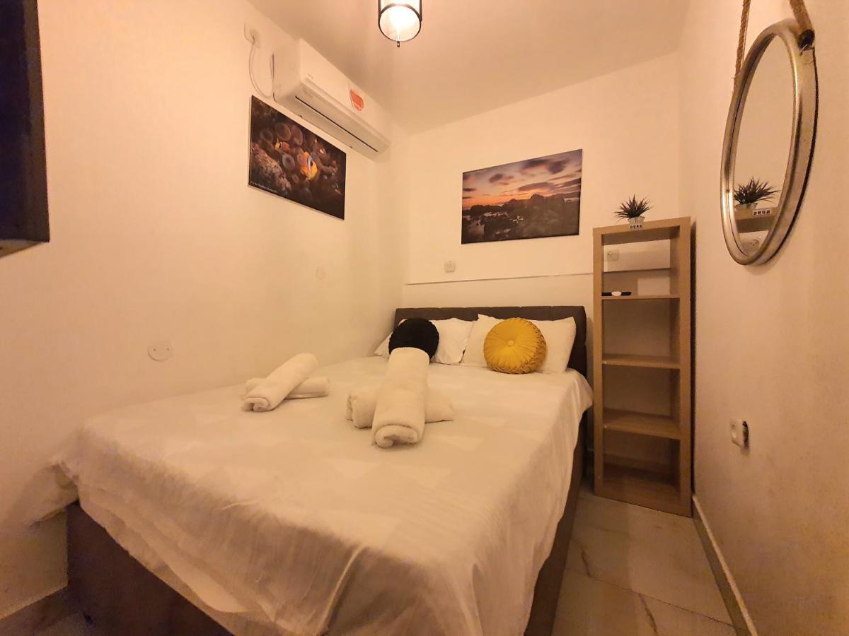 Barak Royal Suites Vip 134 - חמש דקות מהים ומהטיילת Eilat Kültér fotó